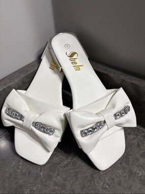 Sheln White Crystal Bow Slide Mules - Elegant White Slip-On
